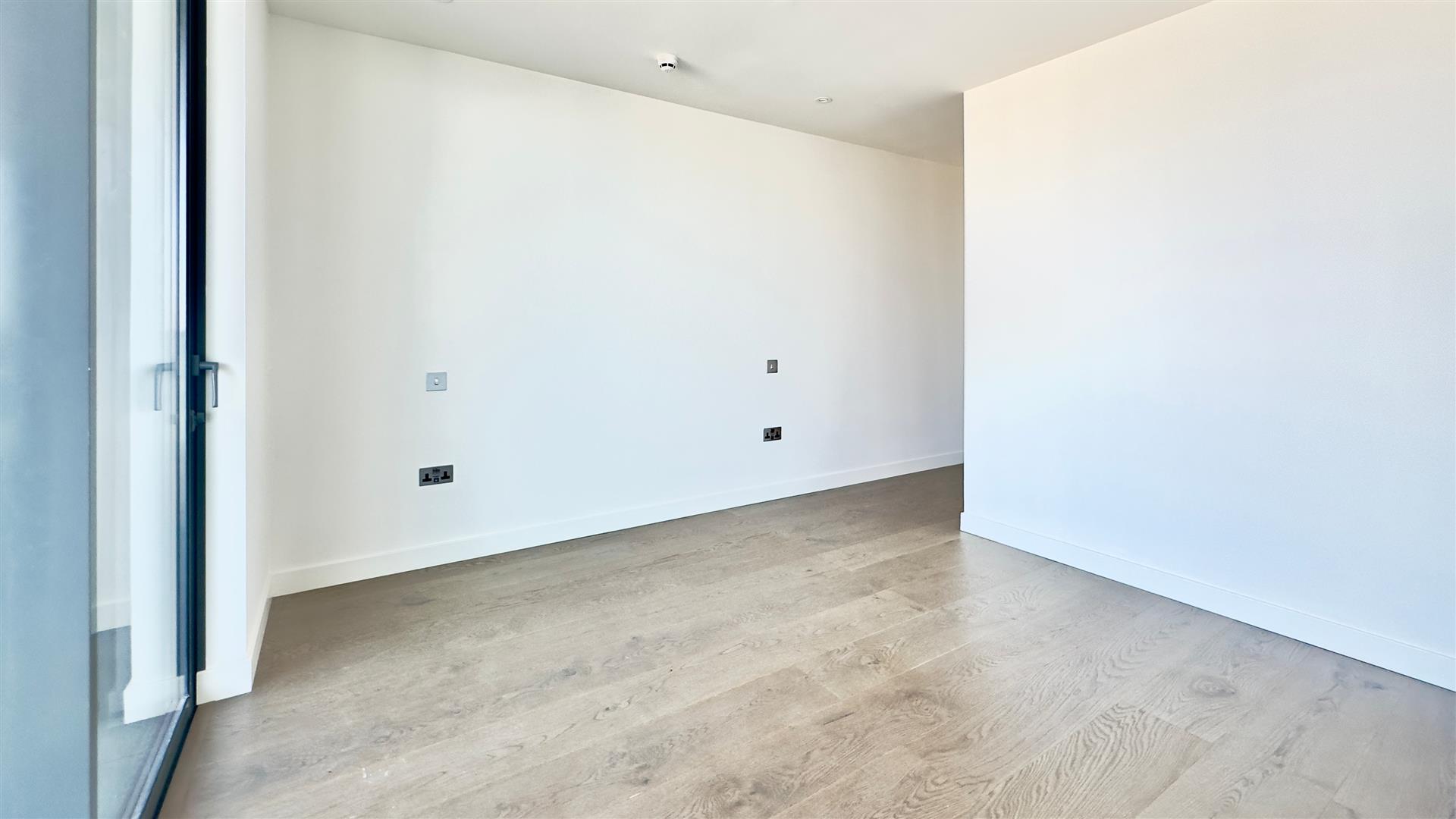  Image of Apartment - 4 Bedrooms - 4 Bathrooms for Sale in EuroCity-Gibraltar, Image 16